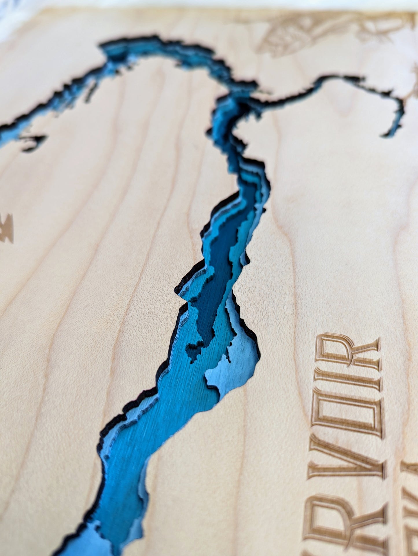 Merritt Reservoir: Wooden Layered Lake Map