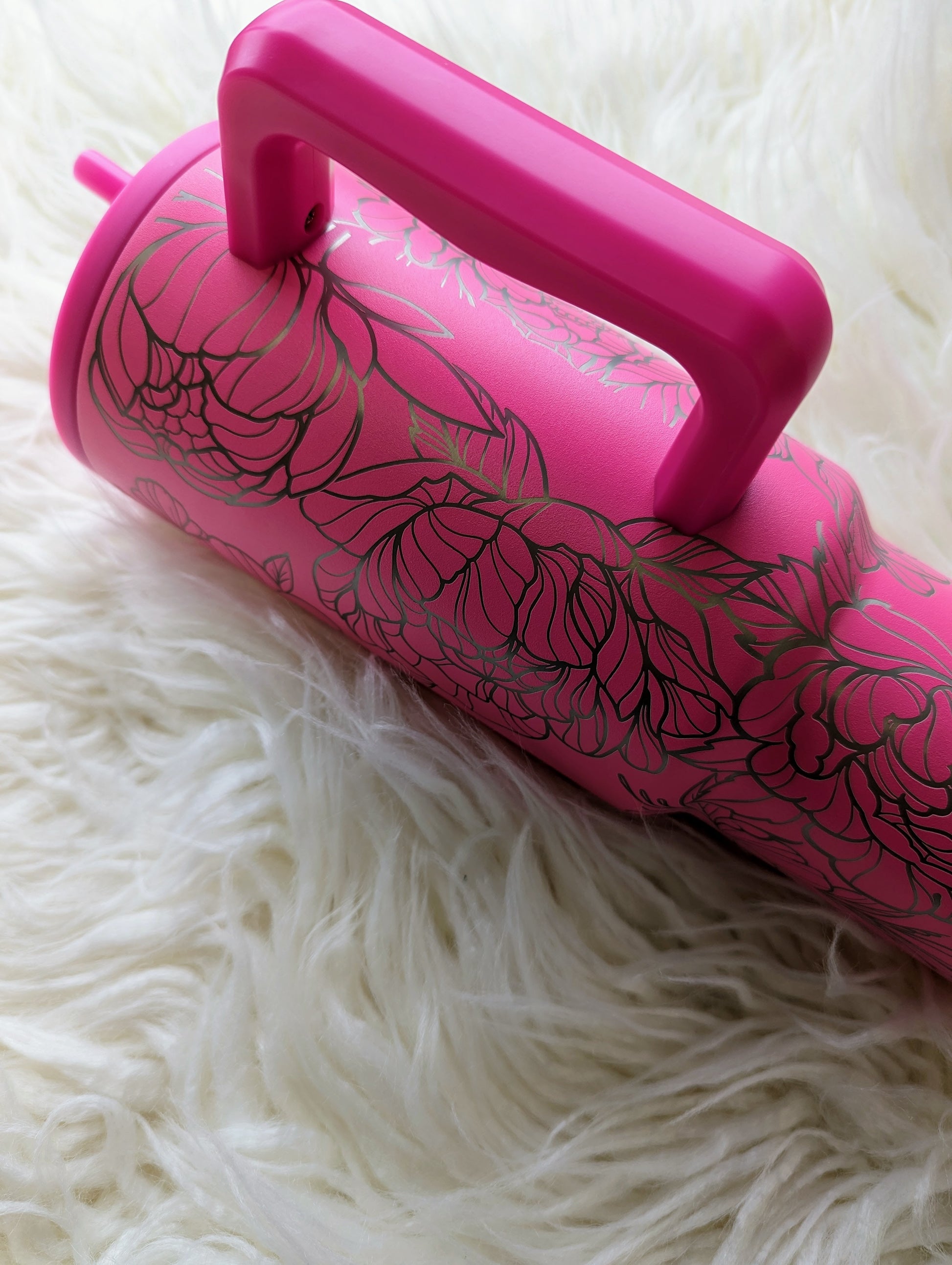 Peony floral pattern engraved on hot pink 40 oz insulated tumbler with handle by Simple Modern